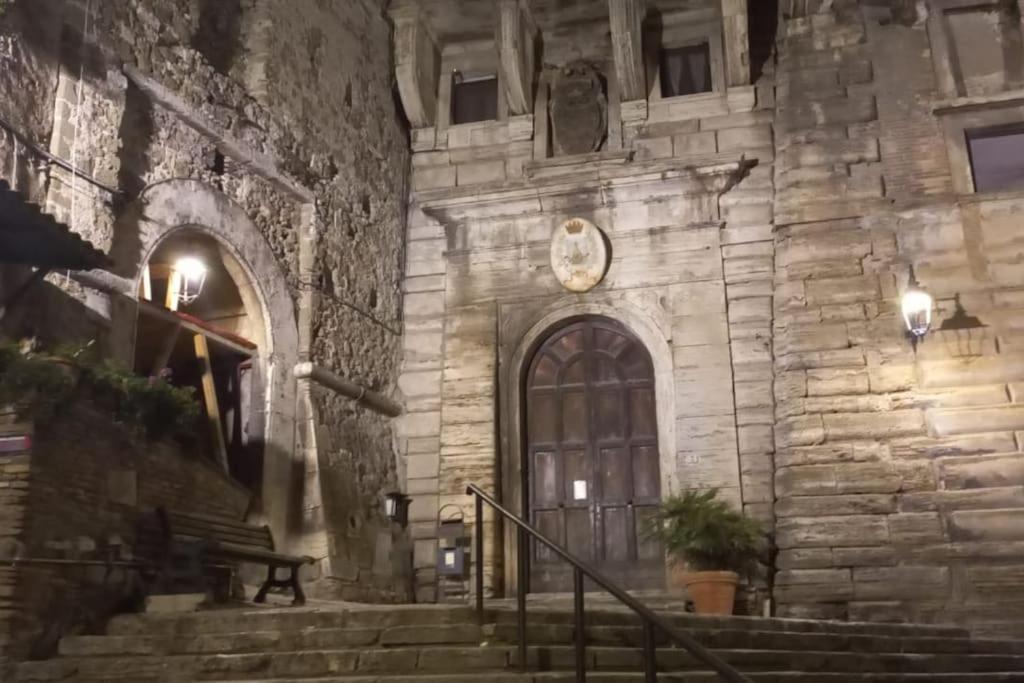 Residenza Nel Borgo Romano 门塔纳 外观 照片